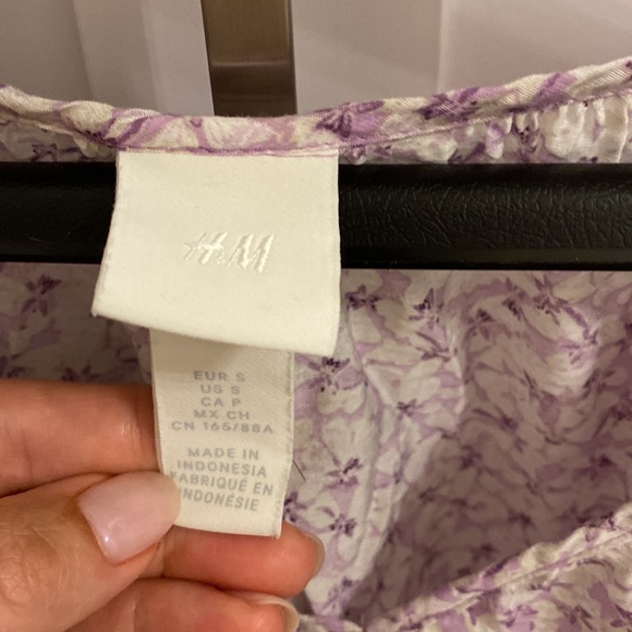 Floral purple/white sundress - Picture 2 of 8